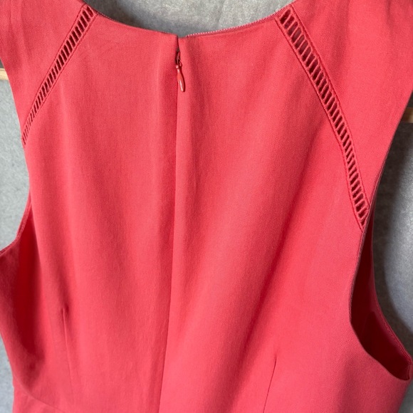 J.CREW Sheath Dress Womens Size 8 Coral Sleeveless Shoulder Detail Modern Chic - Picture 5 of 7